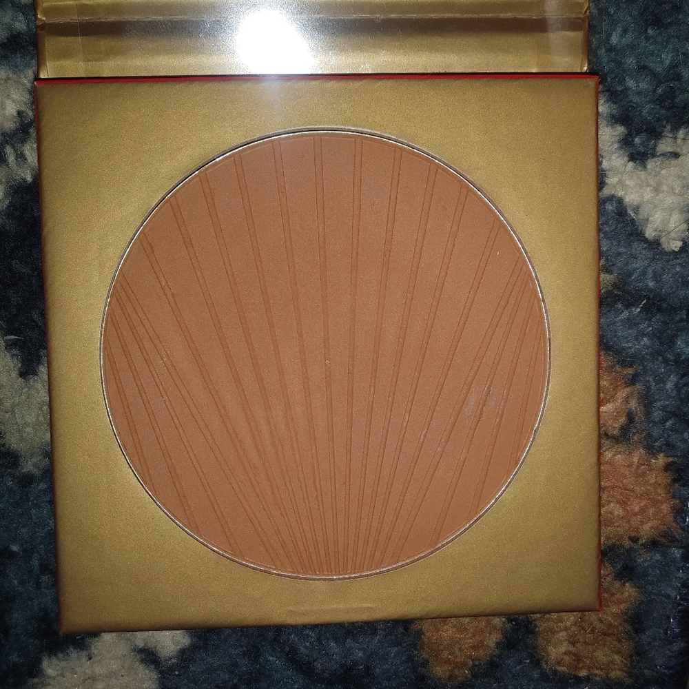 Morphe Glamabronze Phenom Bronzer - Picture 2 of 3